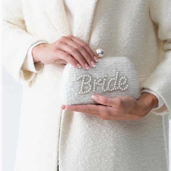 Elegant White Bride Clutch with Gold Chain bridal purse - Picture 2 of 2
